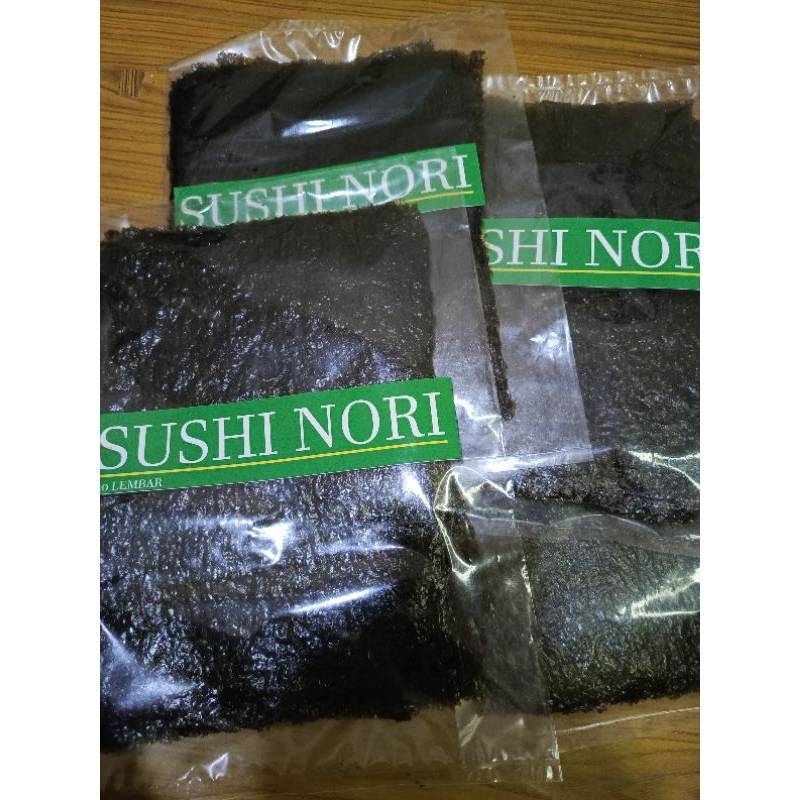 

20 lembar nori sushi murah cocok untuk bikin sushi , nori goreng dll