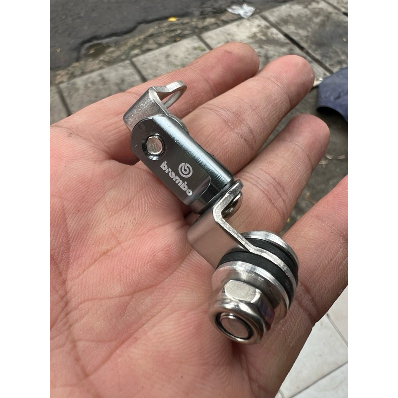 BREKET TABUNG BREKET TABUNG FLUID TANK BREKET TABUNG MINYAK REM BREKET TABUNG MASTER REM BREAKET TAB