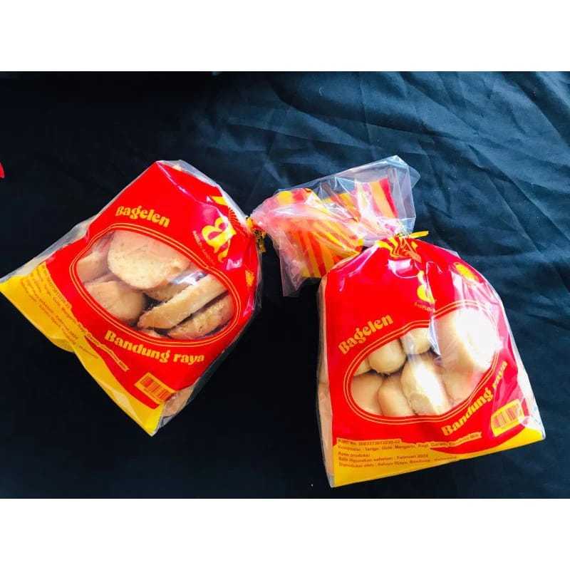 

Roti Kering Bagelen Original Cemilan Manis Kue Kering Lebaran Makanan Khas Bandung Camilan Jajanan Ringan Snack Oleh Oleh Bandung Bagelan Sharon