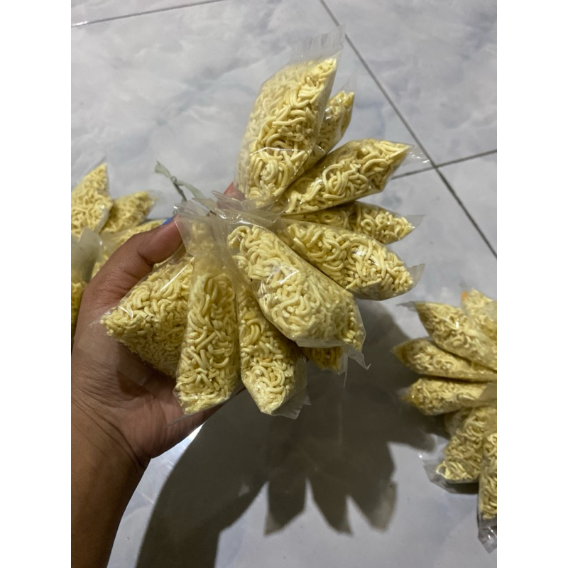 

MIE JADUL KEMASAN ISI 10