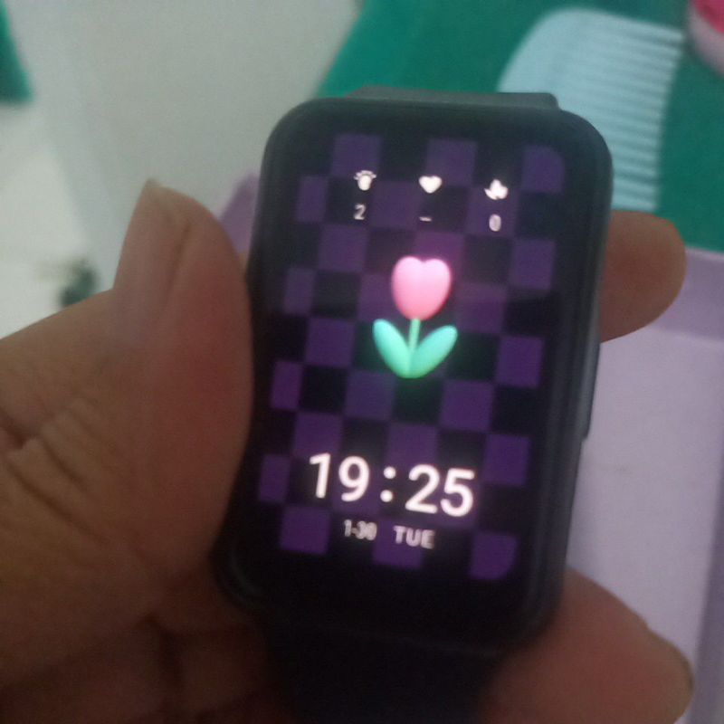 Preloved smartwatch