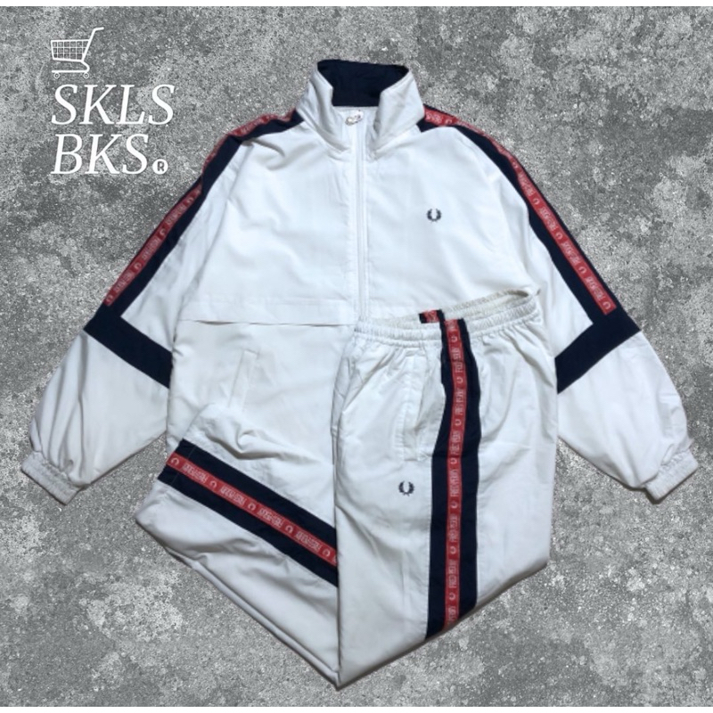 JAKET FRED PERRY