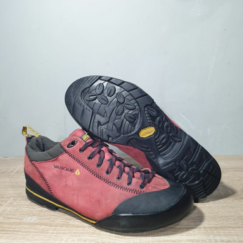 sepatu outdoor vasque