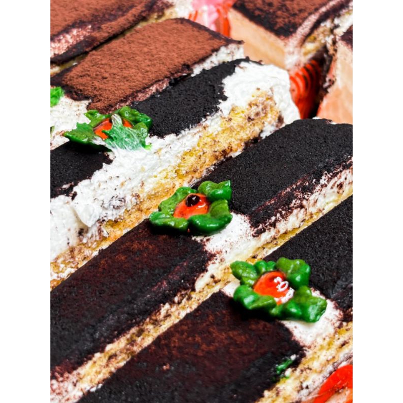 

Tiramisu Cake Suzana Bakery