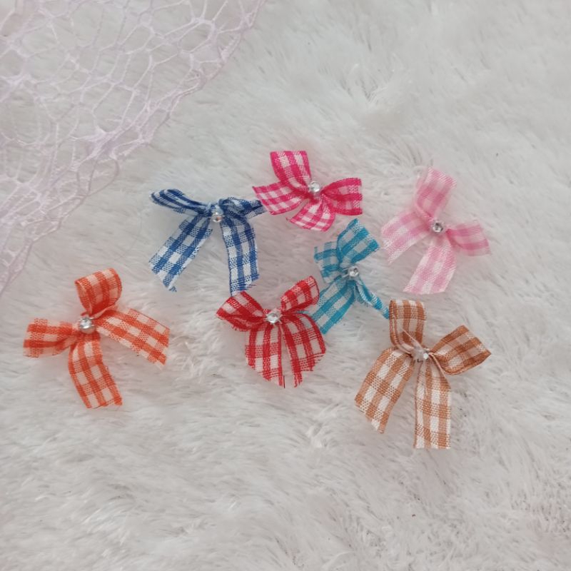 

Pita Kecil untuk Boneka / Pita Stik Kartu Ucapan