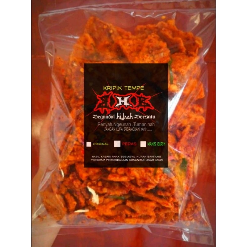 

keripik tempe pedas dan original gurih wangi daun jeruk 500gr