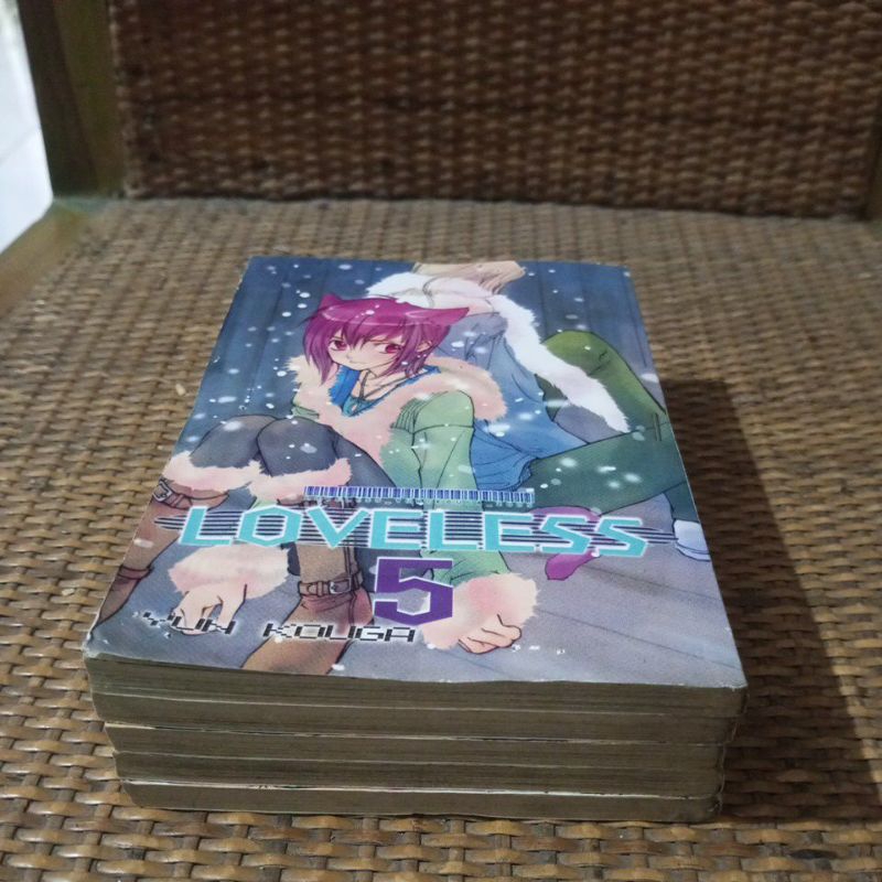 komik Loveless 1-5