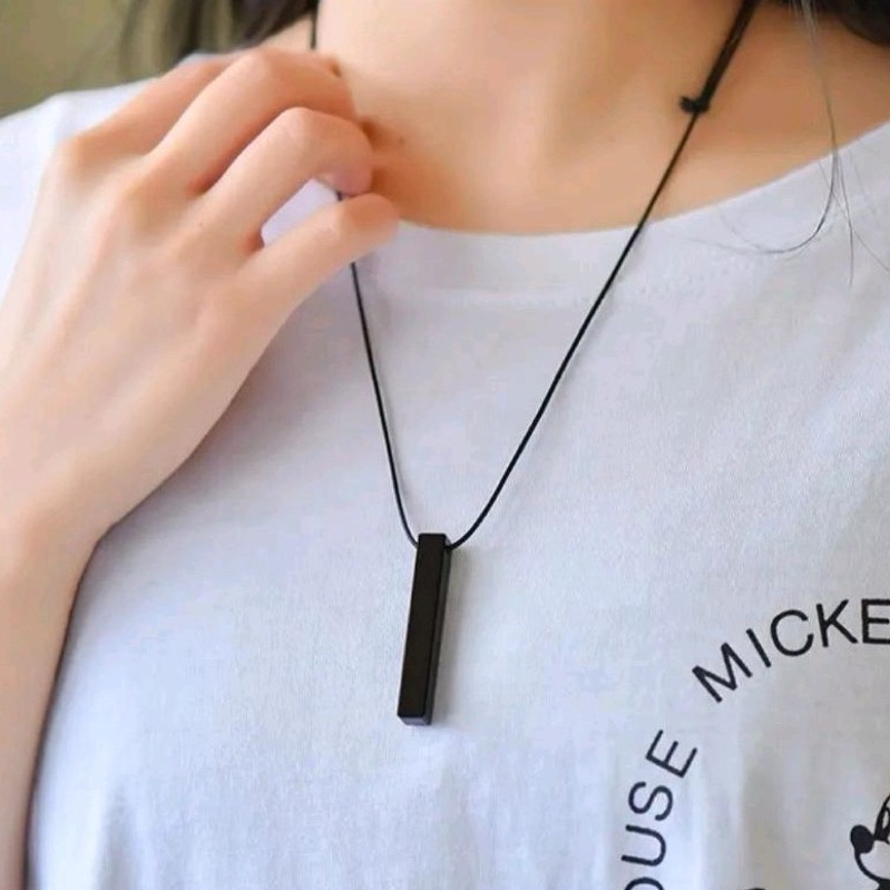 KALUNG TALI DAN LIONTIN BALOK HITAM SIMPLE PRIA DAN WANITA