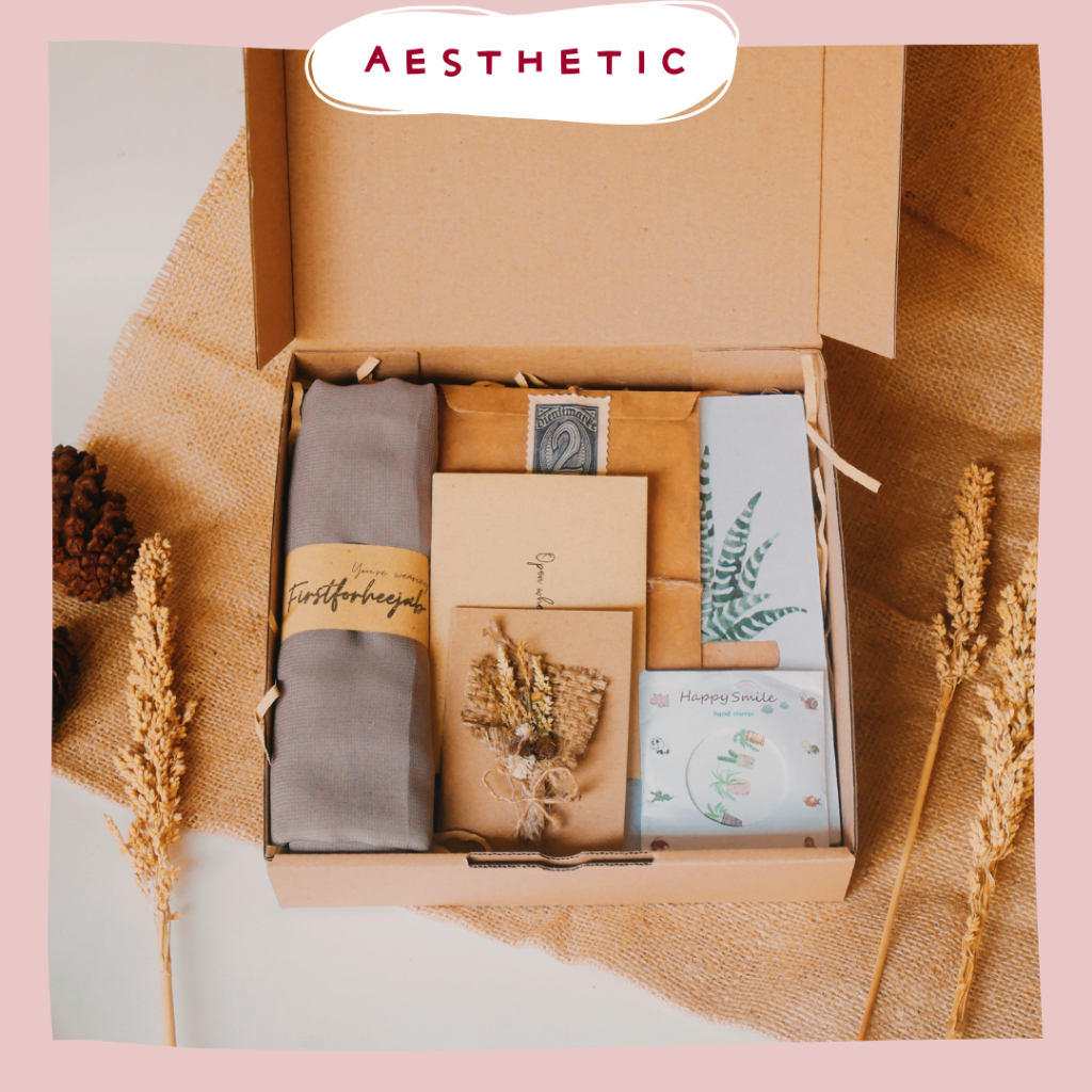 

AESTHETIC GIFT BOX / EXCLUSIVE GIFT BOX HIJAB ESTETIK / KADO MURAH / KADO WISUDA ULANG TAHUN