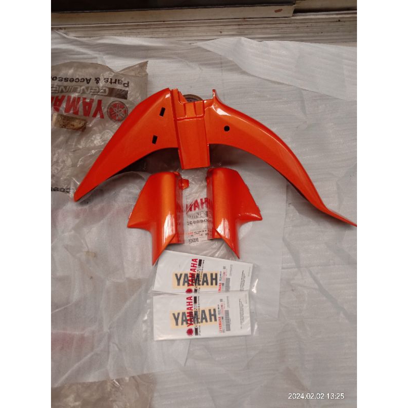 spakbor depan F1ZR orange