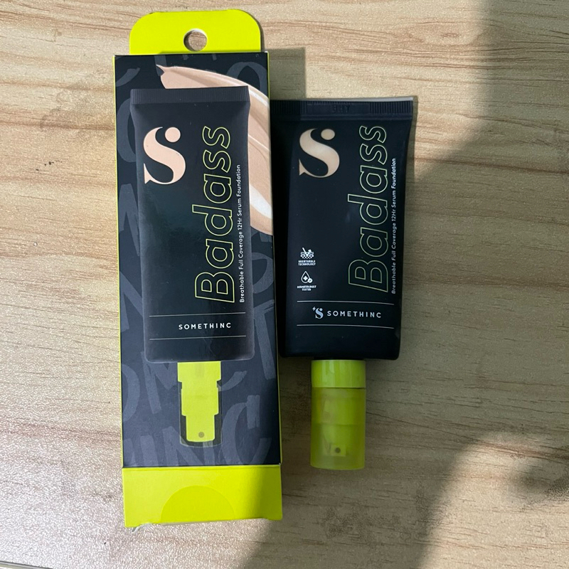 PRELOVED FOUNDATION SOMETHINC BADASS FOUNDATION CHARLOTTE