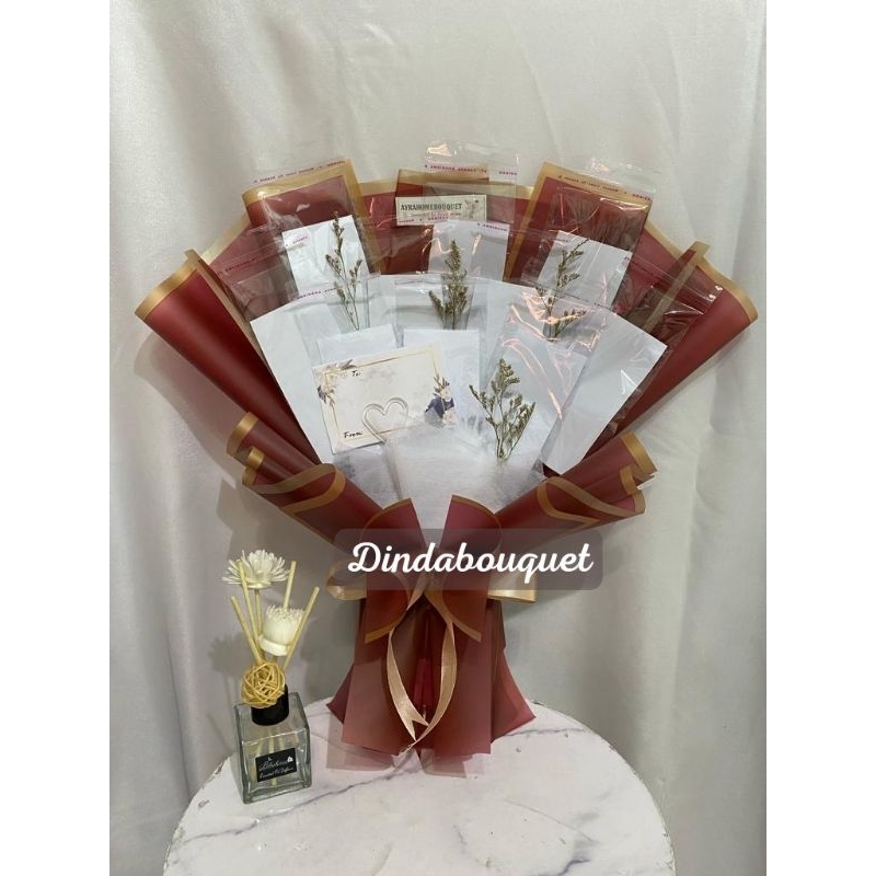 Bouquet Bungan Uang 10 Lembar | Kerangka Buket Uang 10 SLOT