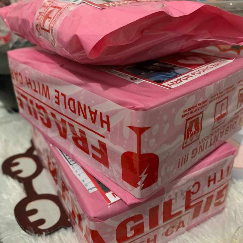 

FRAGILE (UNTUK TAMBAHAN PACKING)