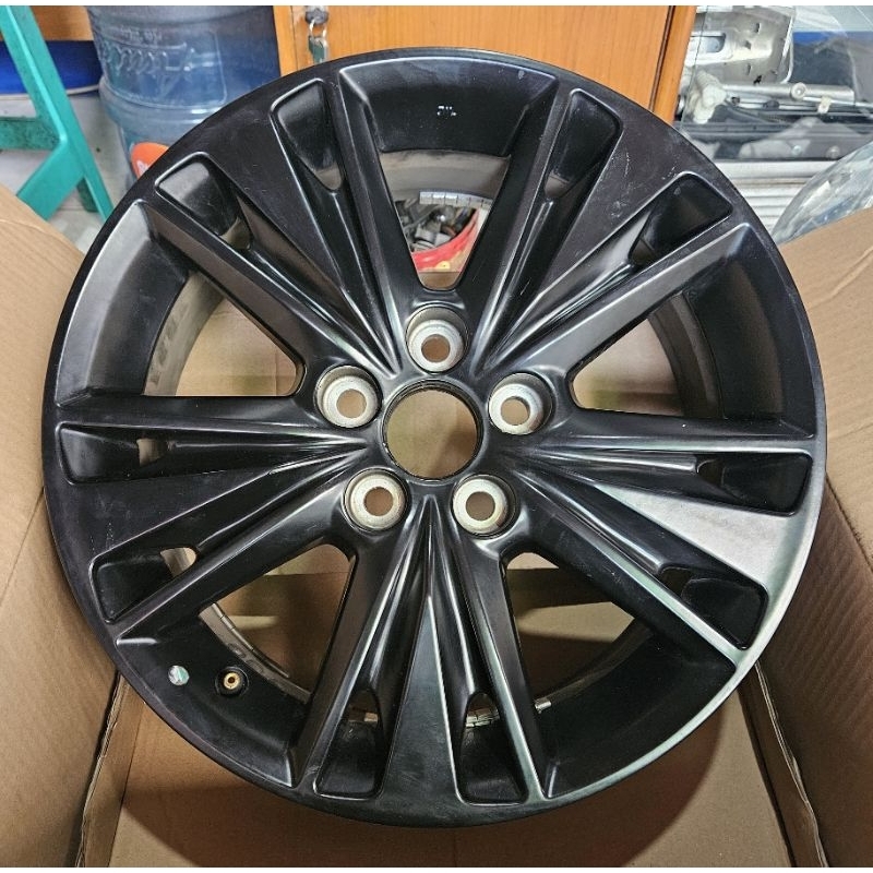 Velg Mobil Toyota Kijang Innova Reborn Venturer R17 Original