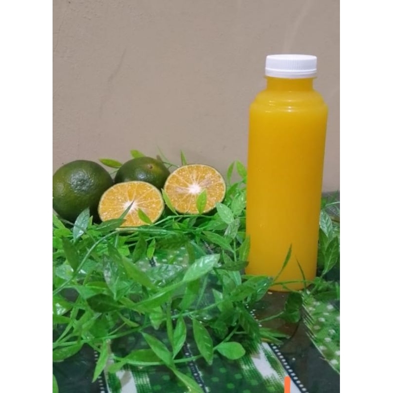 

Premium Sari Jeruk Peras 1 Liter Fresh Java Orange Squish