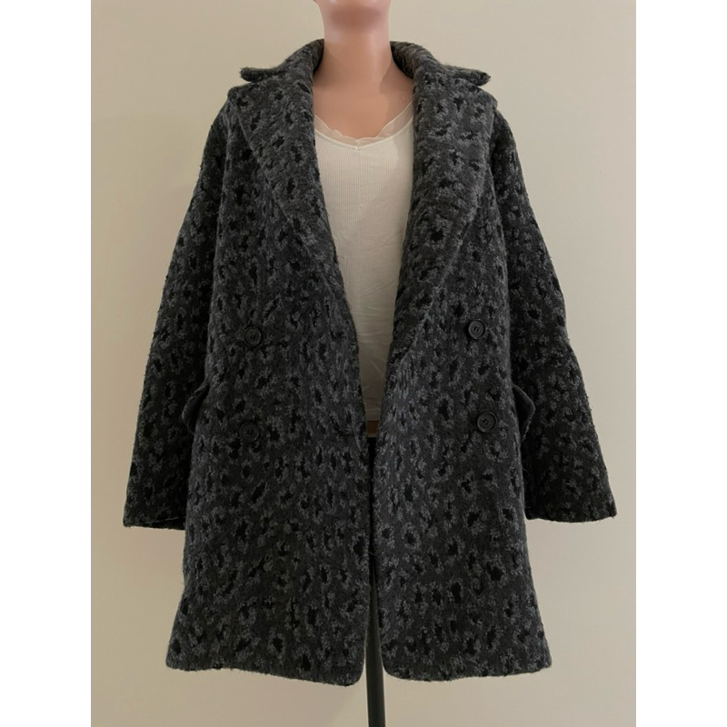 PRELOVED MANTEL MANGO ORIGINAL LD 116