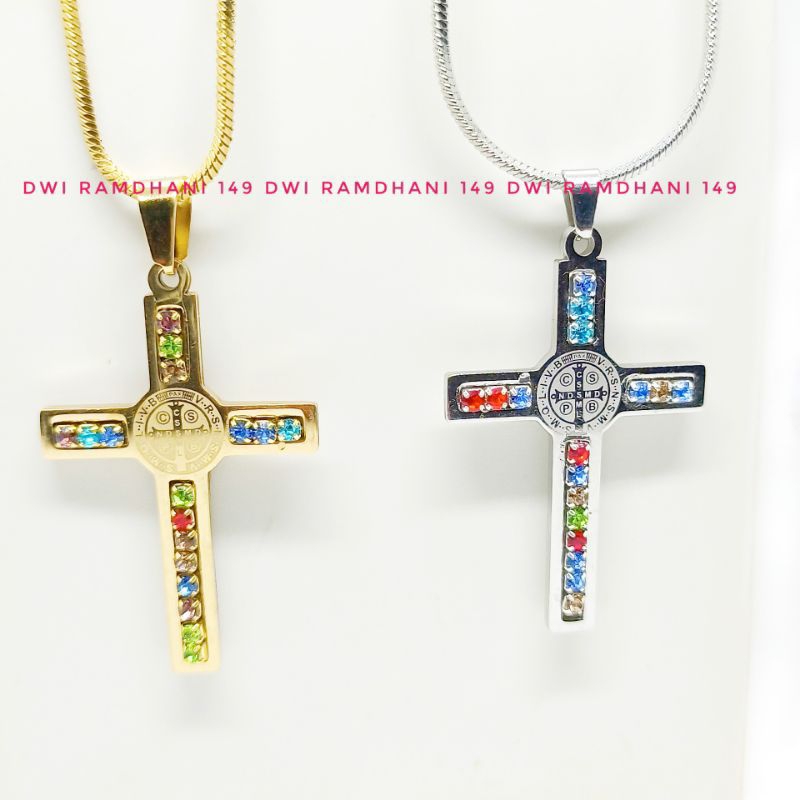 Kalung Titanium Salib Diamond Warna Benediktus