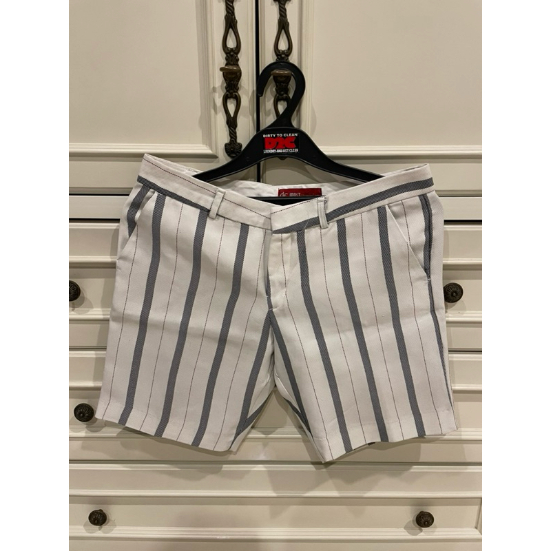 De Most Celana Pendek Putih Garis