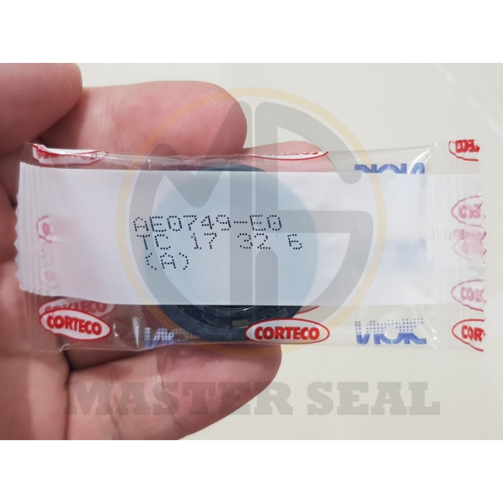 OIL SEAL TC 17 32 6 NOK CORTECO NBR JEPANG AE0749-E0
