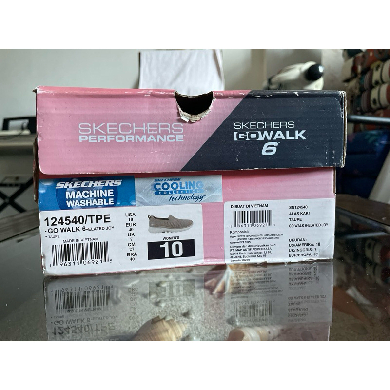 Sepatu Wanita SKECHERS GO WALK 6 SLIP ON TAUPE WHITE - 124540TPE