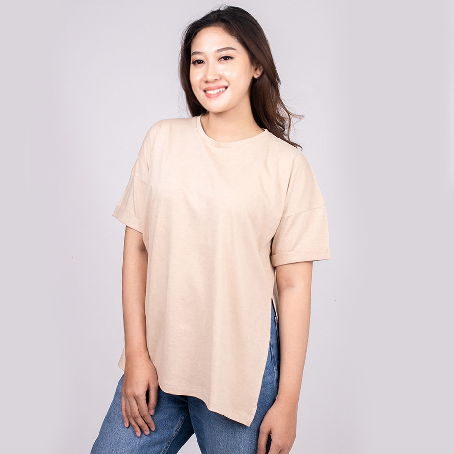 SF O Neck Oversize With Slit Katun Wanita/Kaos Katun/Kaos Polos/Katun Premium/SOUTH FORMED
