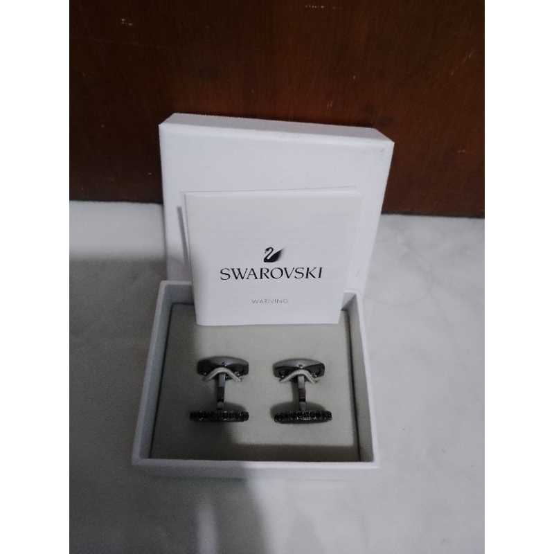 Kancing Swarovski Mewah Butang Cufflink Baju Melayu Kemeja
99rb sepasang