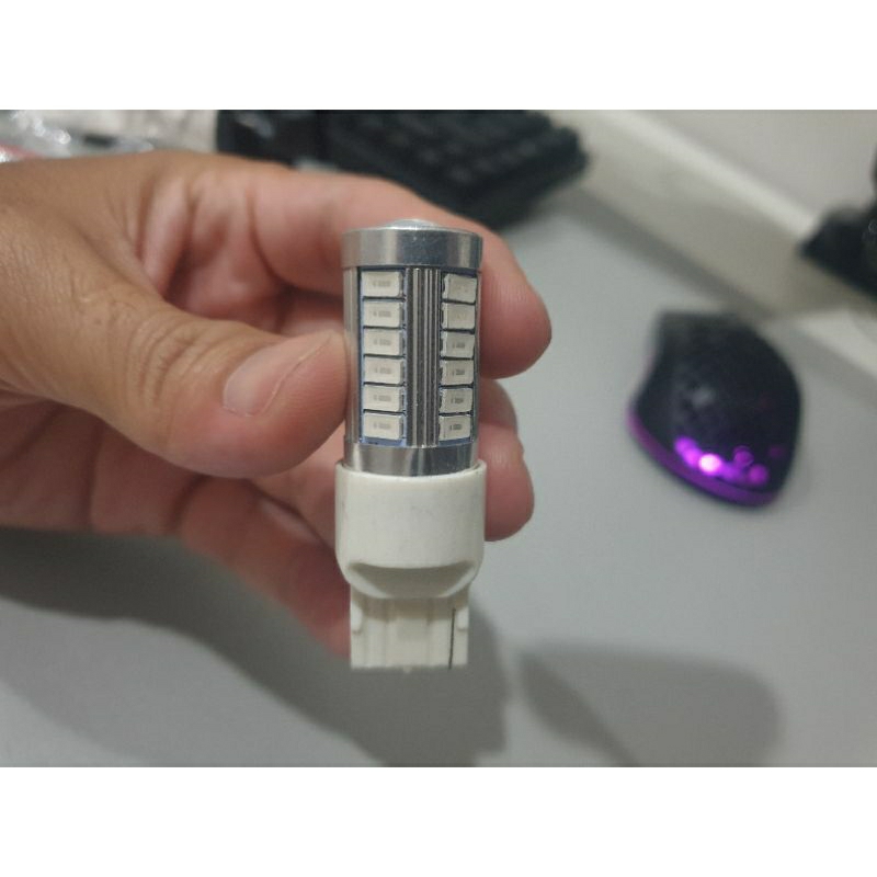 Lampu Rem Mobil LED T20 7440 Merah