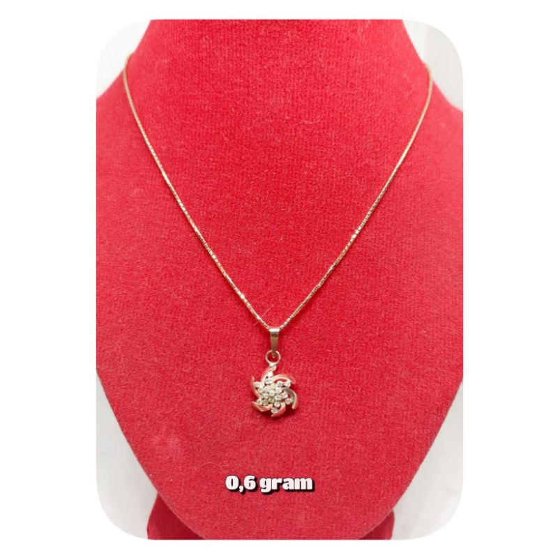 Berlian Medan Liontin Kipas