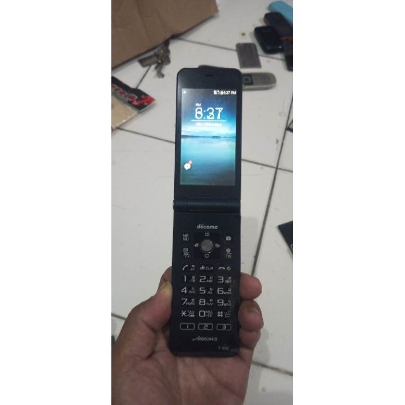 hp lipat arrows DoCoMo bahan
