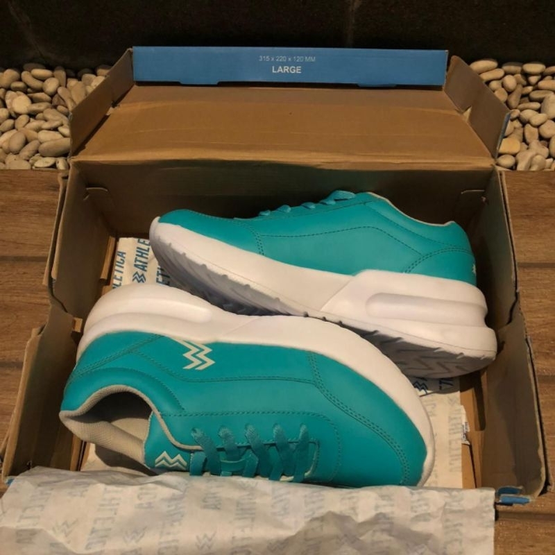 Sepatu Running Athletica Alena Aqua Green White