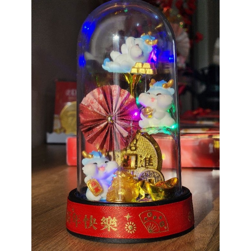 

HAMPERS IMLEK CNY NAGA DRAGON GLASS DOME SINCIA PROSPERITY LUCK LING