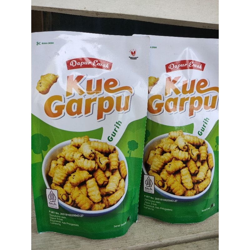 

Snack kue garpu