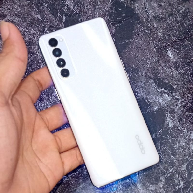 Oppo Reno 4 Pro Ram 8/256 GB minus lcd bergaris garansi normal