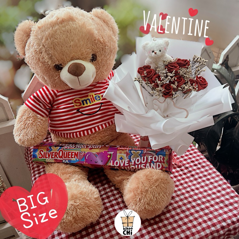 

Big size gosend only - Kikoochi Hadiah Kado Valentine Ulang Tahun Besar Boneka Coklat Cokelat Bouquet Bunga Istri Pacar Anniversary Mawar