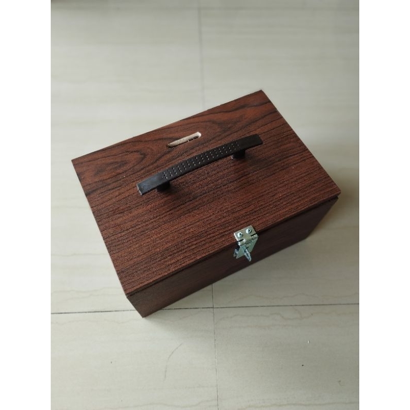 Gardenglories Kotak Amal Gembok/Celengan Gembok/Kotak Toko Gembok / Kotak Warung Gembok