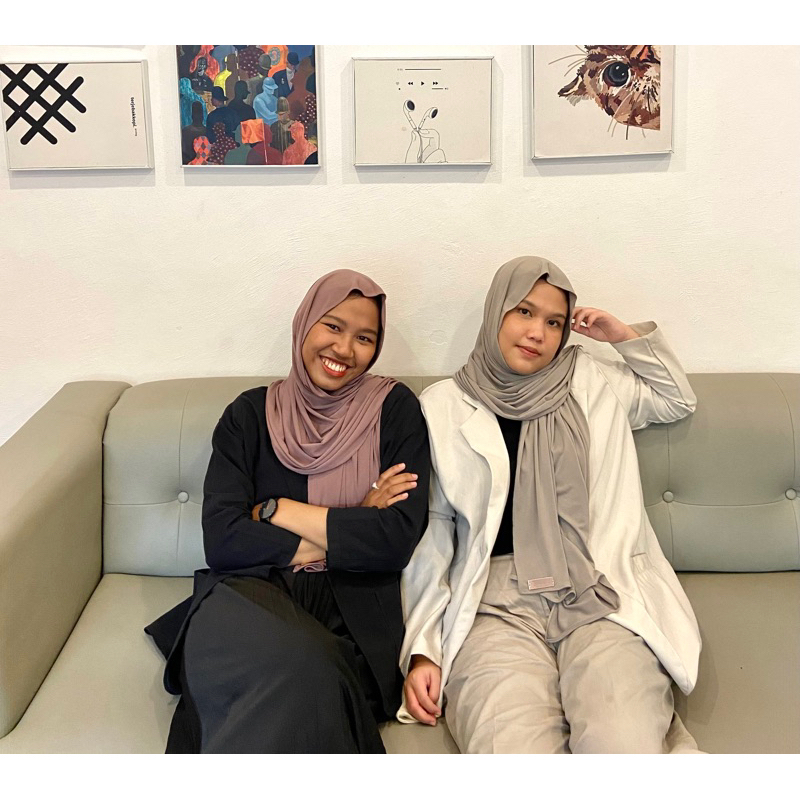 Pashmina jersey (Pashmina meleyot) by Yerina hijab