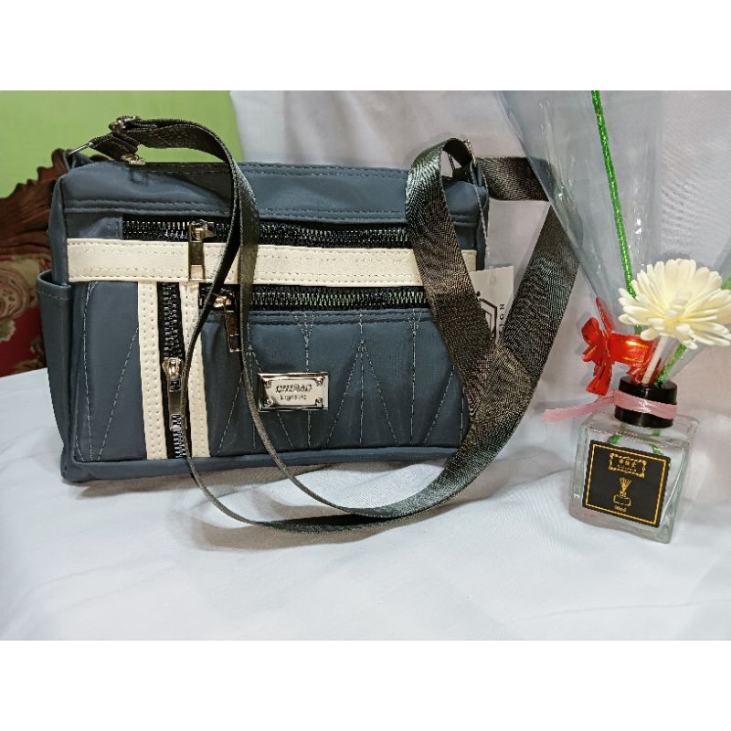 NAN Tas Selempang Abu Persegi Panjang Wanita