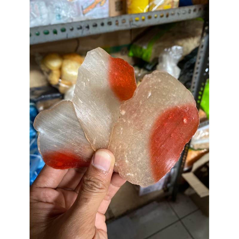 

KERUPUK / KRUPUK MERAH PUTIH khas imogiri bantul