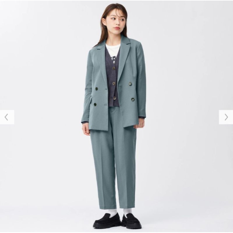 GU TWO TUCKED WIDE TAPERED PANTS