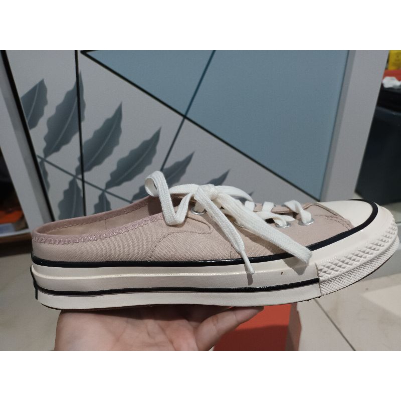 Sepatu Converse Chuck 70 Mule