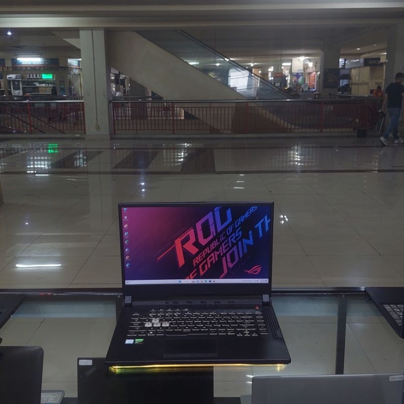 ASUS ROG STRIX G531GD I7-9750H RAM 8GB/SSD 512GB GTX 1050 4GB