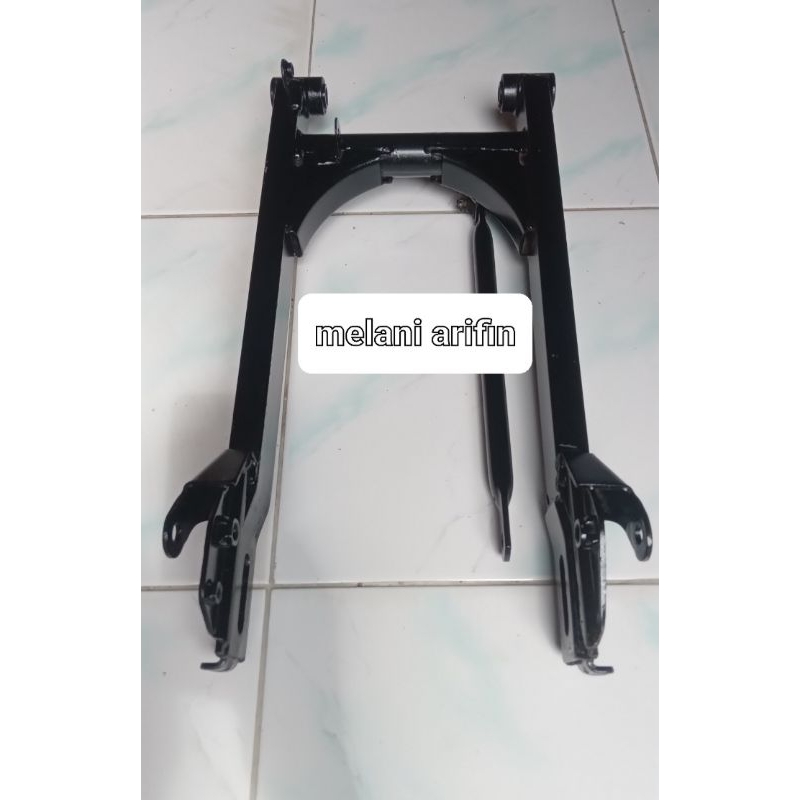 Swing arm yamaha vega r new original