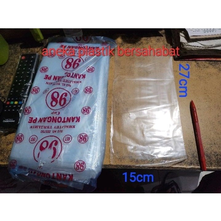 

Plastik PE 40x60 , 35x55 , 30x45 , 25x40 , 22x35 , plastik ikan , plastik gula , plastik kilat , plastik bening , plastik es batu , plastik ikan cupang / laga