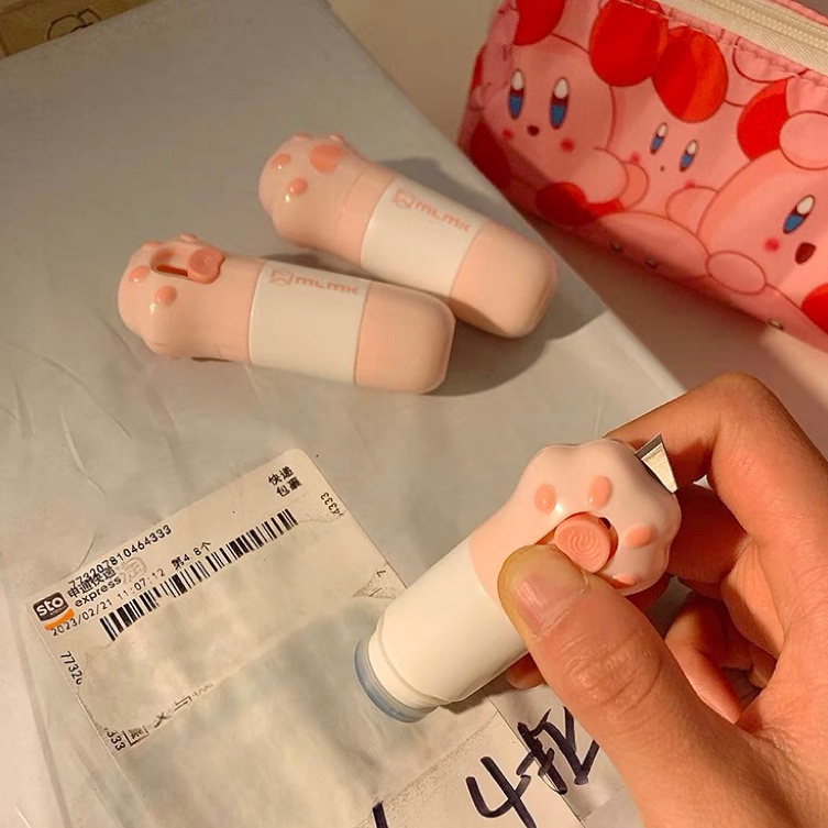 

Murah 99KHOME Box Opener Roller Stamp Cutter Pembuka dan Penghapus Resi Paket penghapus lucu H348 C