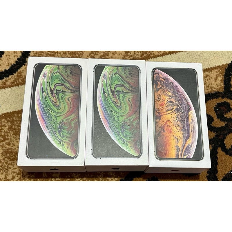 

kardus box iphone xs acc fullset