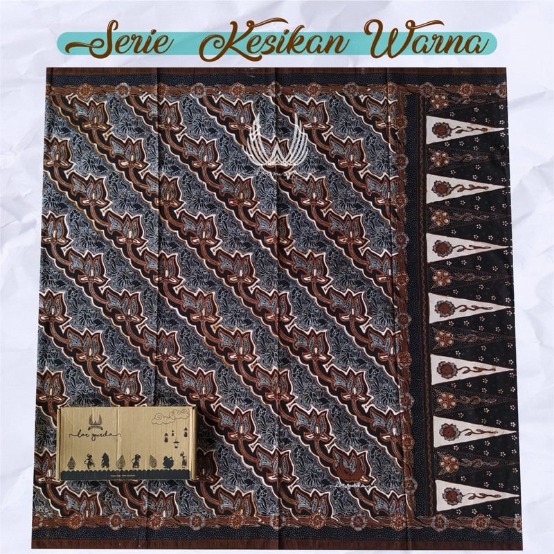 RASA BARU  Sarung Batik LarGurda Serie Kesikan Warna Gelap Putih (Motif Prang Graji)