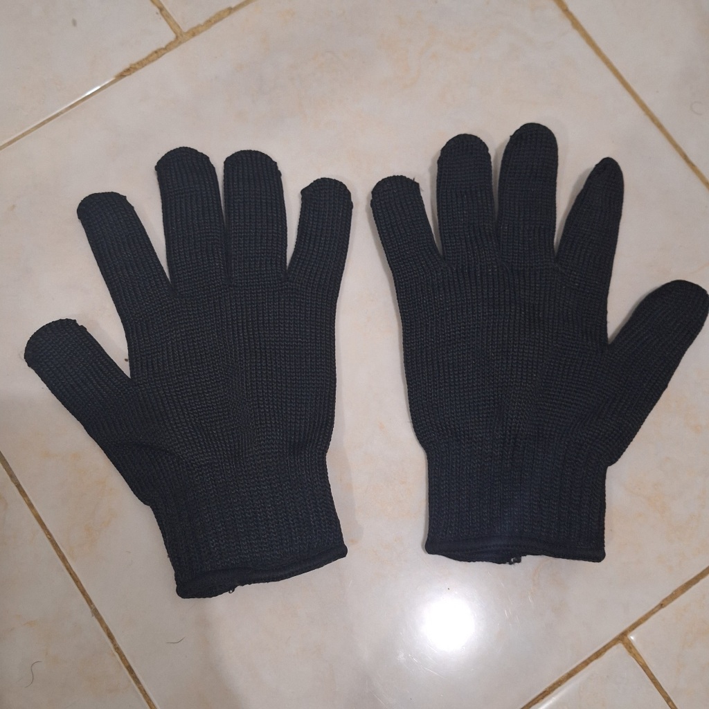 Sarung Tangan Anti Pisau