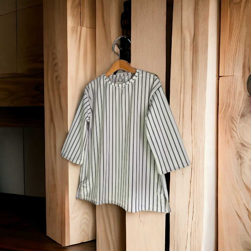 ATASAN WANITA / KAOS OVERSIZE/ KAOS SALUR / KAOS WANITA/ T-SAHIRT OVERSIZE WANITA