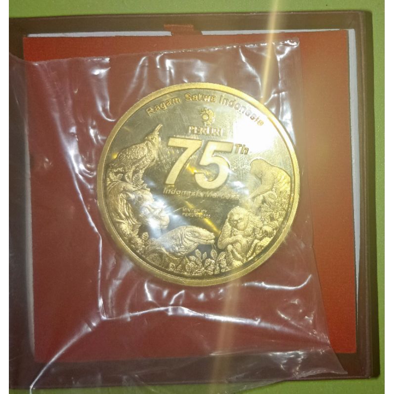 Medali 75 Tahun Indonesia Merdeka + Box