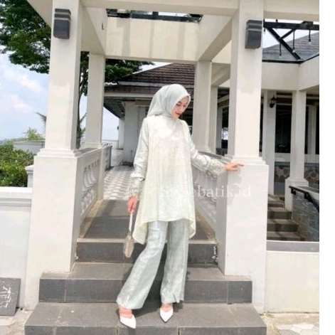 SET KEBAYA BATIK VISCOS RENDA SERIES LIDYA